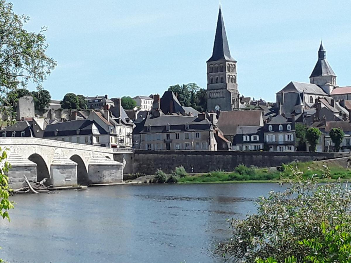 La Pomme D'Or Hotel La Charité-sur-Loire Kültér fotó