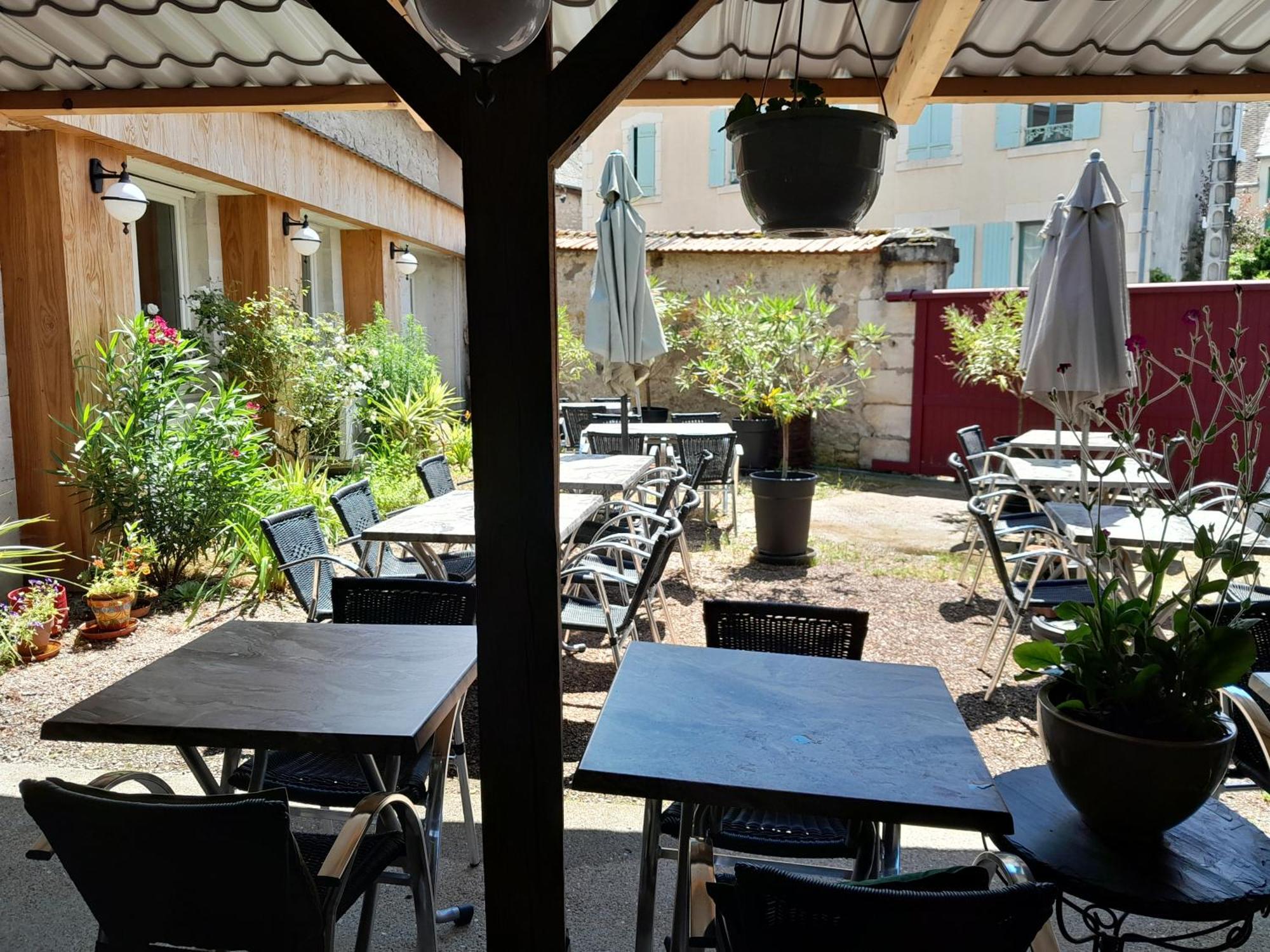 La Pomme D'Or Hotel La Charité-sur-Loire Kültér fotó